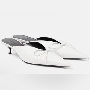 BALENCIAGA
Knife Bow leather mules size 37.5 BNIB